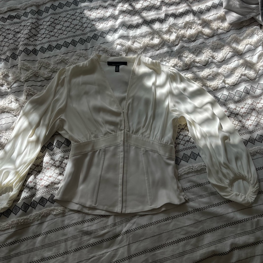 White House Black Market White Blouse - Picture 2 of 8